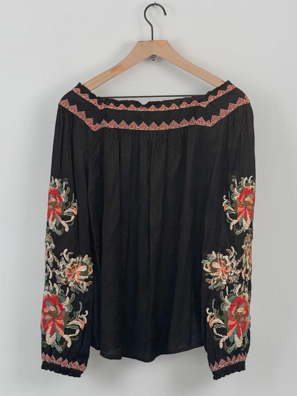 Sundance Artists Vision Black, Floral Embroidered Tunic Blouse, Long Sleeve, S - Picture 3 of 15